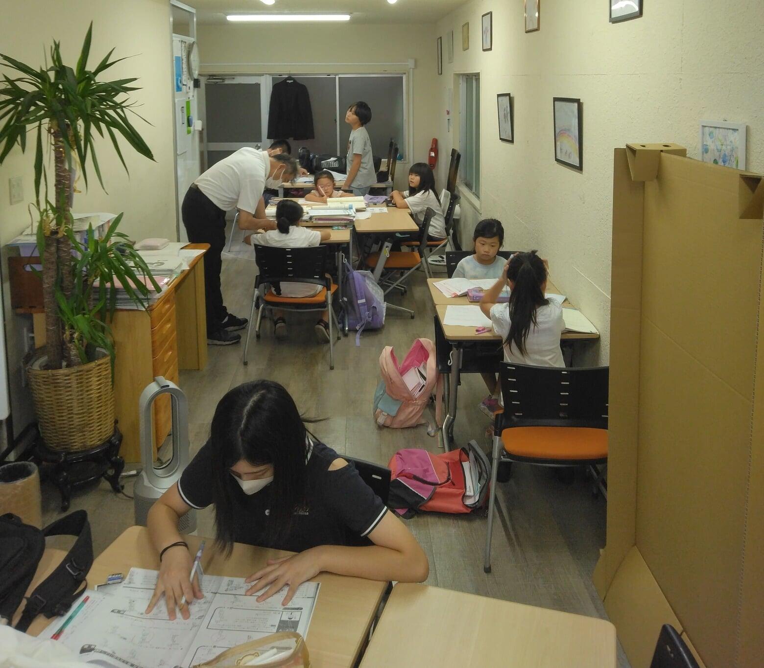 2025夏休み中の教室内の一コマ